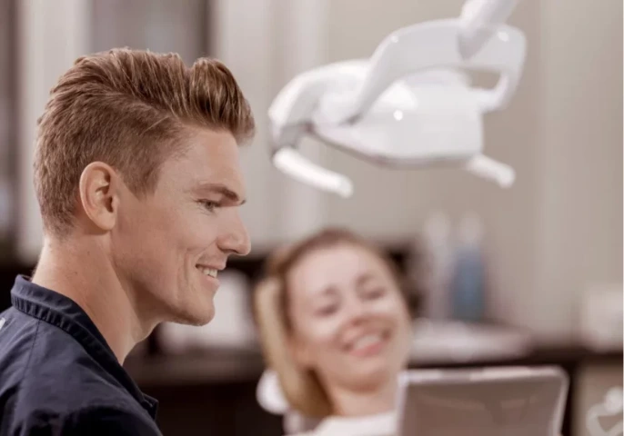 Spesialistbehandling hos Fagerholt Tannlegesenter i Kristiansand