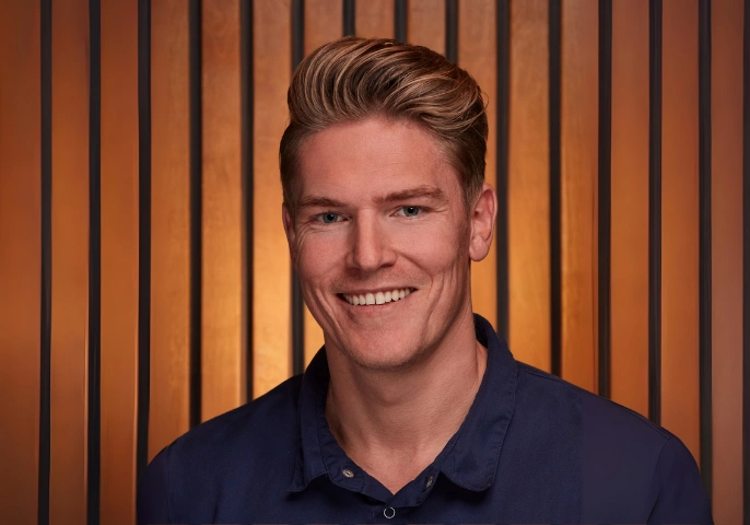 Klinikkeier og tannlege Øystein Ore Østensen ved Fagerholt Tannlegesenter